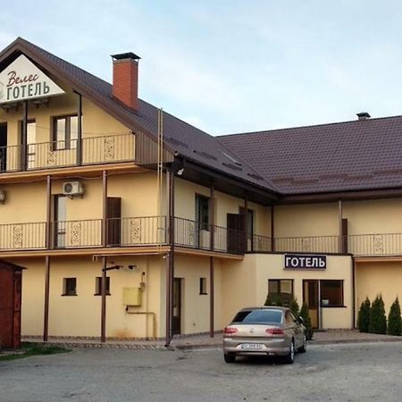 Veles Hotel Brovary Exterior photo