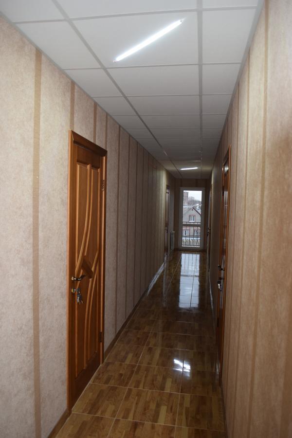 Veles Hotel Brovary Exterior photo